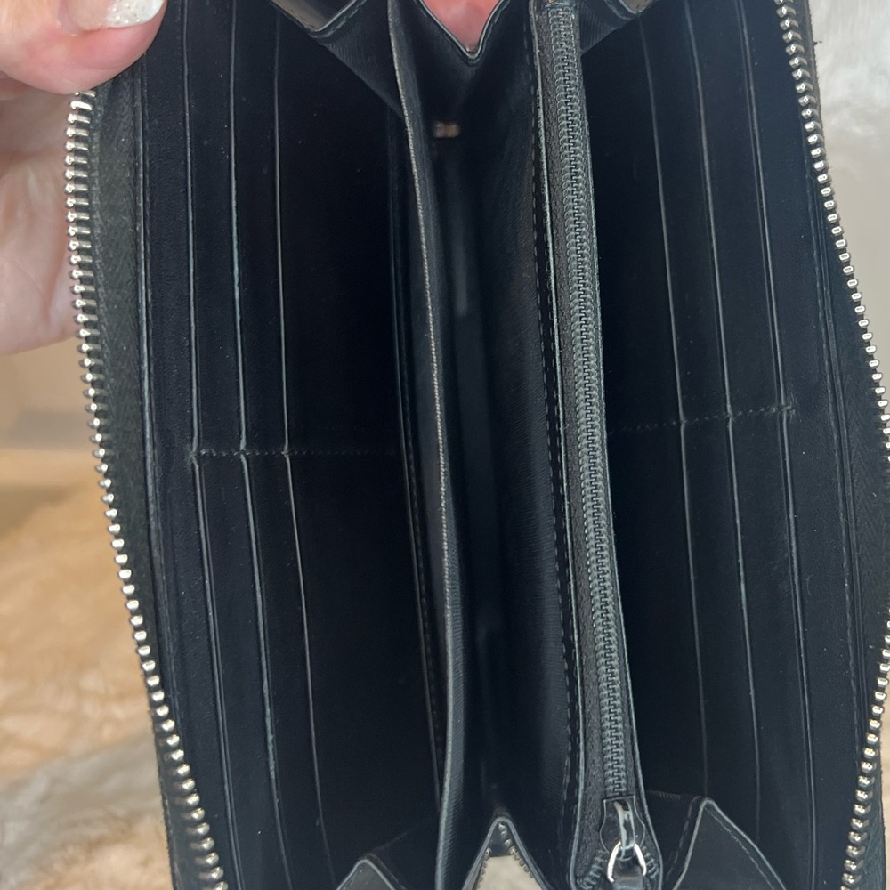 GUCCI GG KALEIDO SUPREME LEATHER ZIP AROUND LONG WALLET - Picture 10 of 14